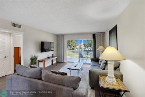 8980 S Hollybrook Boulevard Pembroke Pines FL 33025