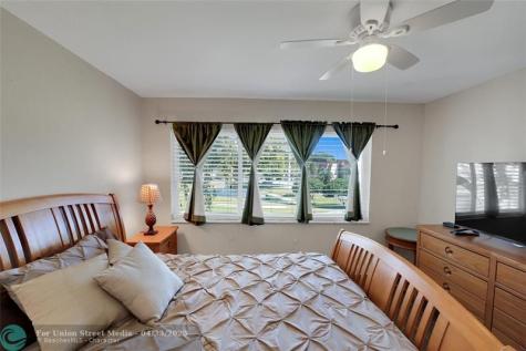 8980 S Hollybrook Boulevard Pembroke Pines FL 33025