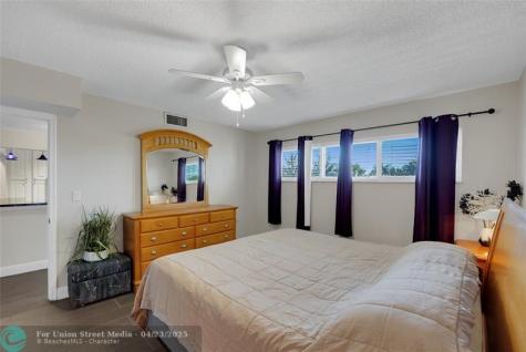 8980 S Hollybrook Boulevard Pembroke Pines FL 33025