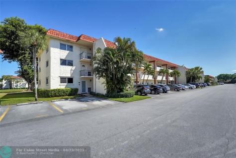 8980 S Hollybrook Boulevard Pembroke Pines FL 33025