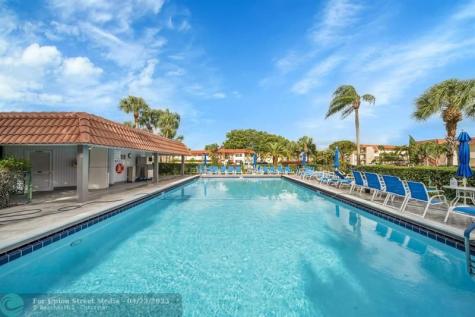 8980 S Hollybrook Boulevard Pembroke Pines FL 33025