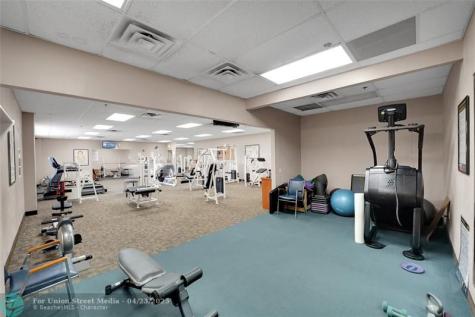 8980 S Hollybrook Boulevard Pembroke Pines FL 33025