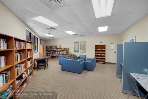 8980 S Hollybrook Boulevard Pembroke Pines FL 33025