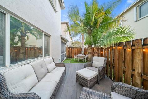 9548 N Vermosa Lane Tamarac FL 33321