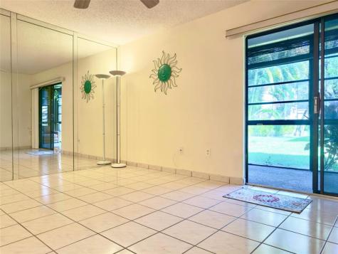 9988 N Belfort Circle Tamarac FL 33321