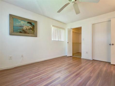 9988 N Belfort Circle Tamarac FL 33321