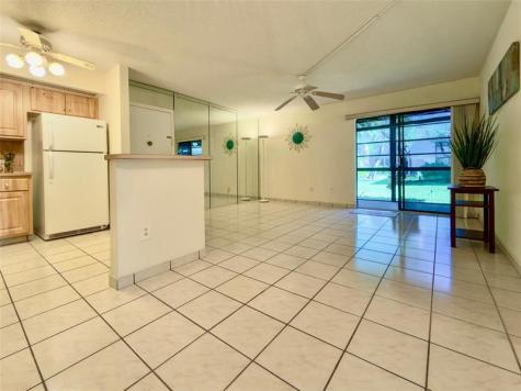 9988 N Belfort Circle Tamarac FL 33321