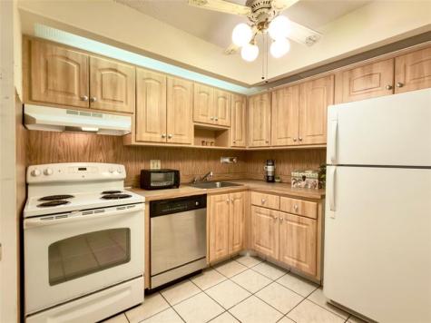 9988 N Belfort Circle Tamarac FL 33321