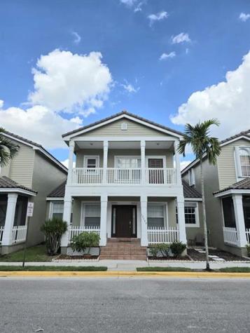 10589 NW 56th Place Coral Springs FL 33076