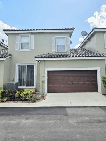 10589 NW 56th Place Coral Springs FL 33076