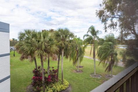 16251 Golf Club Road Weston FL 33326