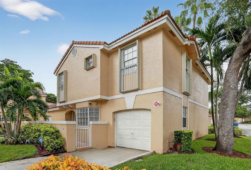 11461 Lakeview Drive Coral Springs FL 33071