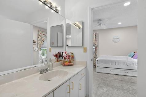 11461 Lakeview Drive Coral Springs FL 33071