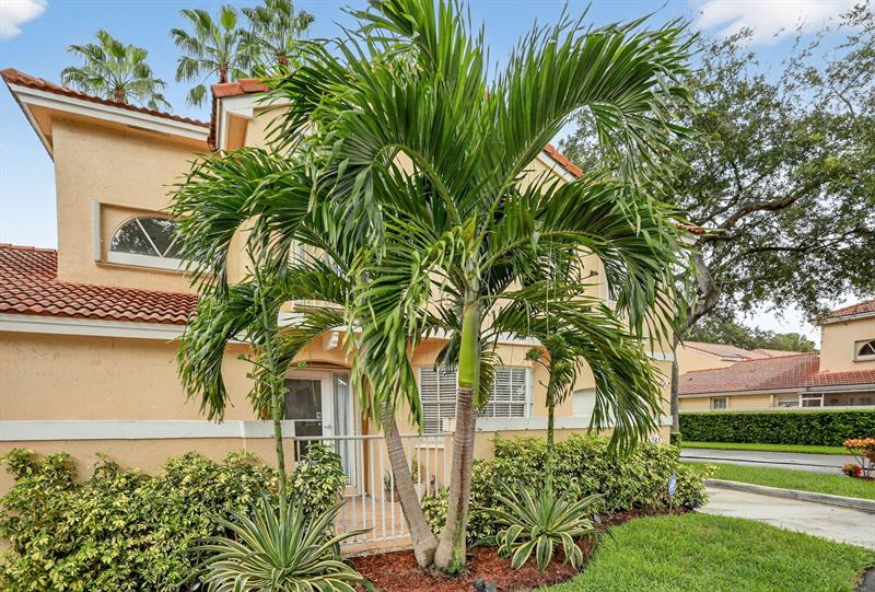 11461 Lakeview Drive Coral Springs FL 33071