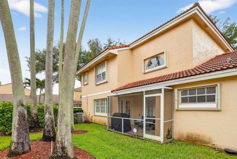 11461 Lakeview Drive Coral Springs FL 33071