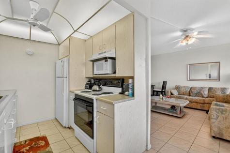 3025 Guildford B Boca Raton FL 33434