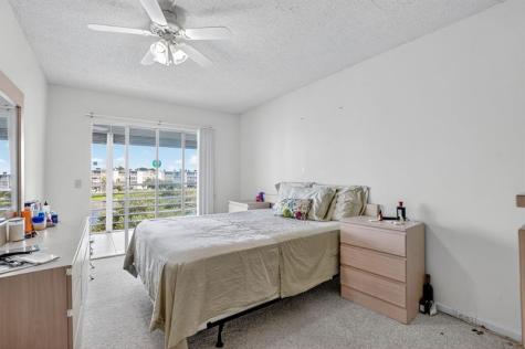 3025 Guildford B Boca Raton FL 33434