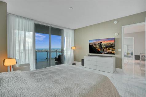 700 NE 26th Terrace Miami FL 33137