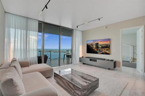 700 NE 26th Terrace Miami FL 33137