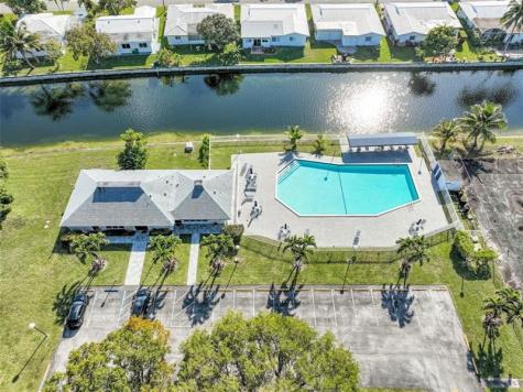 8305 NW 61st Street Tamarac FL 33321
