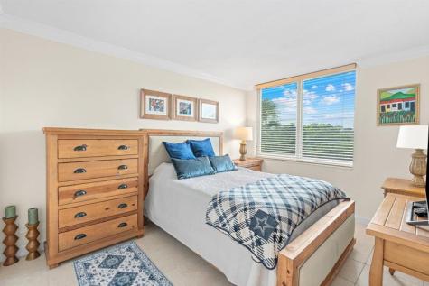 9470 Live Oak Place Davie FL 33324