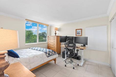 9470 Live Oak Place Davie FL 33324
