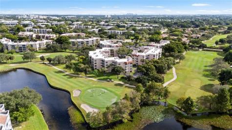 9470 Live Oak Place Davie FL 33324