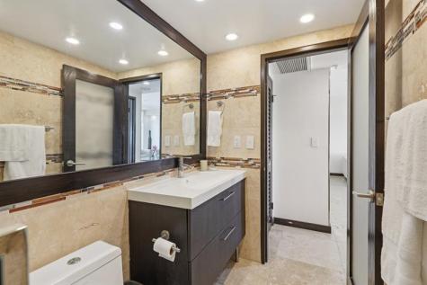 5601 Collins Avenue Miami Beach FL 33140