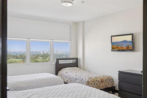 5601 Collins Avenue Miami Beach FL 33140