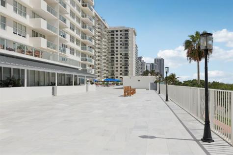 5601 Collins Avenue Miami Beach FL 33140