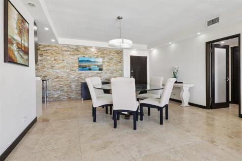 5601 Collins Avenue Miami Beach FL 33140
