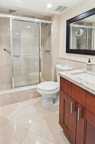 811 W Oakland Park Boulevard Oakland Park FL 33311