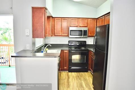 7670 Westwood Drive Tamarac FL 33321
