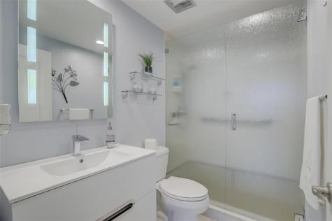 3300 NE 36th Street Fort Lauderdale FL 33308