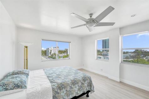 619 Orton Avenue Fort Lauderdale FL 33304