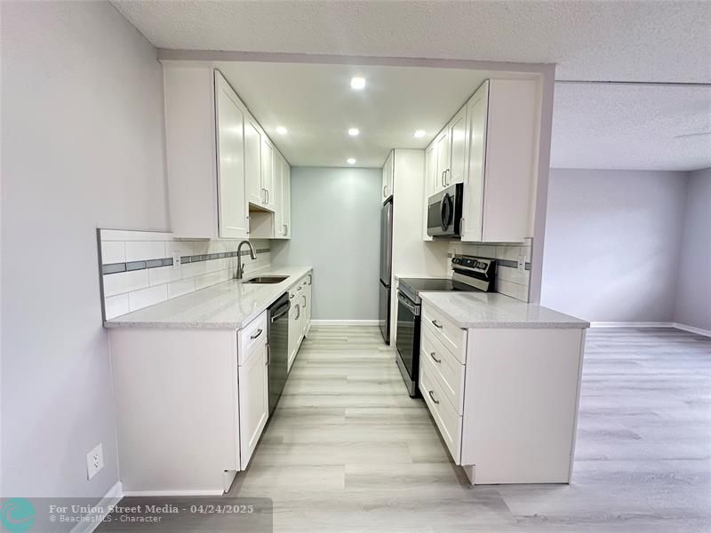 2048 Newport N Deerfield Beach FL 33442