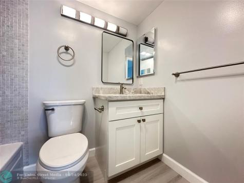 2048 Newport N Deerfield Beach FL 33442