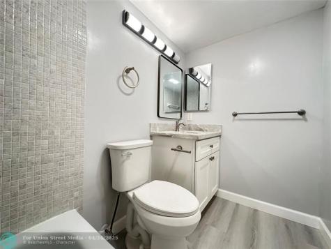 2048 Newport N Deerfield Beach FL 33442