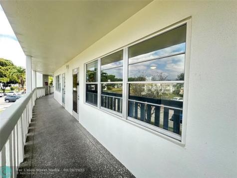 2048 Newport N Deerfield Beach FL 33442