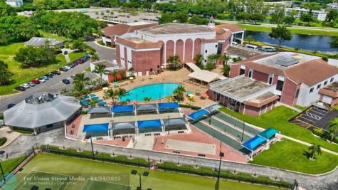 2048 Newport N Deerfield Beach FL 33442