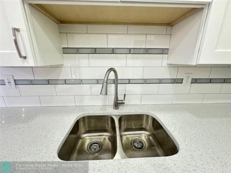 2048 Newport N Deerfield Beach FL 33442