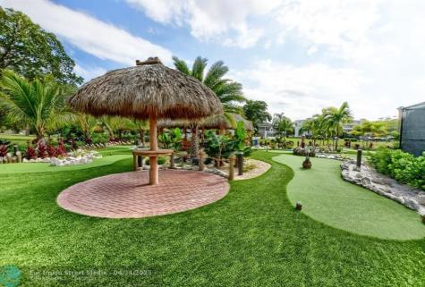 2048 Newport N Deerfield Beach FL 33442