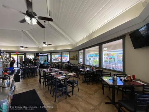 2048 Newport N Deerfield Beach FL 33442