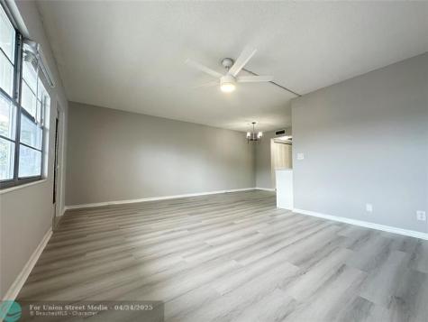 2048 Newport N Deerfield Beach FL 33442