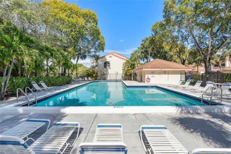 3406 Emerald Oaks Drive Hollywood FL 33021