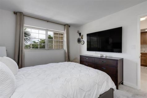 2601 NE 14th Street Causeway Pompano Beach FL 33062