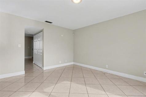 1874 SW 81st Lane Davie FL 33324