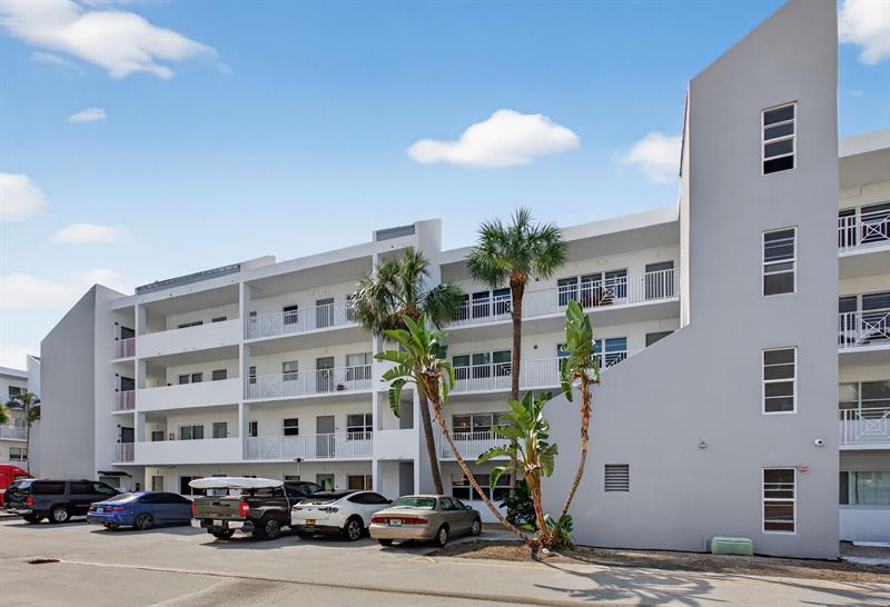 2850 NE 14th Street Causeway Pompano Beach FL 33062