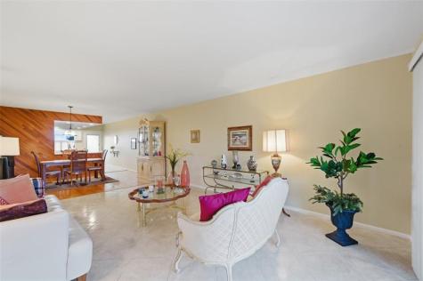 2505 Antigua Terrace Coconut Creek FL 33066