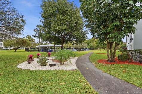 2505 Antigua Terrace Coconut Creek FL 33066